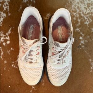 Skechers light pink/Cream Slip-Ins Sneakers